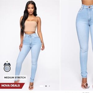 Marilyn High Waisted Skinny Jeans - Light Wash
